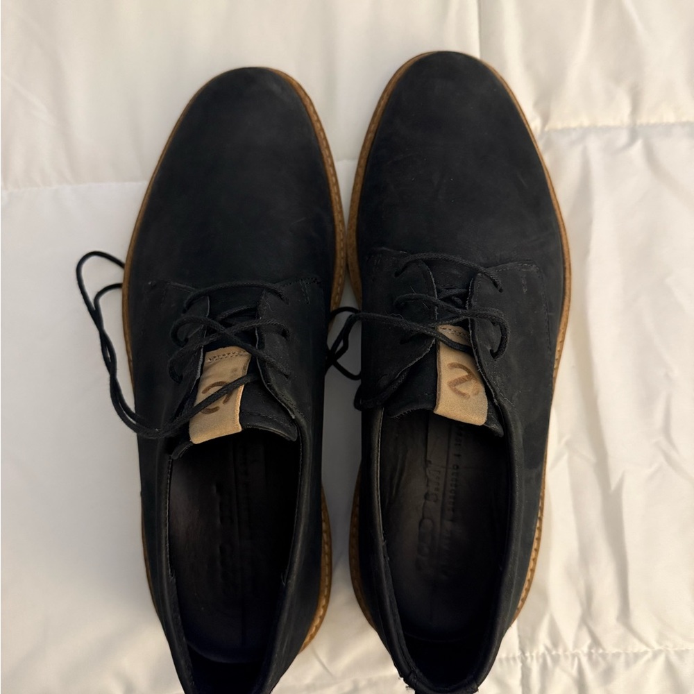 Ecco Men's Black and Tan Oxfords